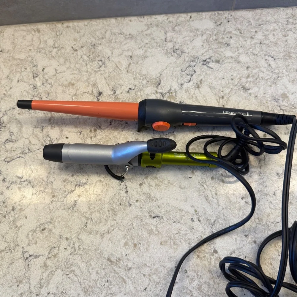 Bundle of two Curling‎ irons.- travel bed head &  Remington wand hair tools
